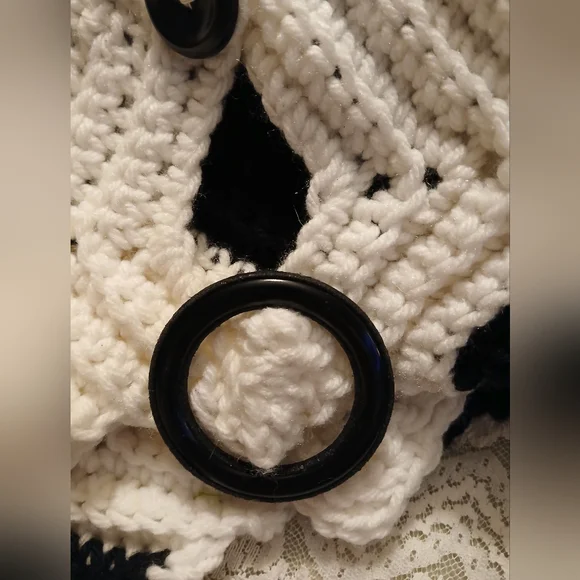 Hand Crochet Black and White Chevron Knit Shawl with Buttons - Picture 4 of 7